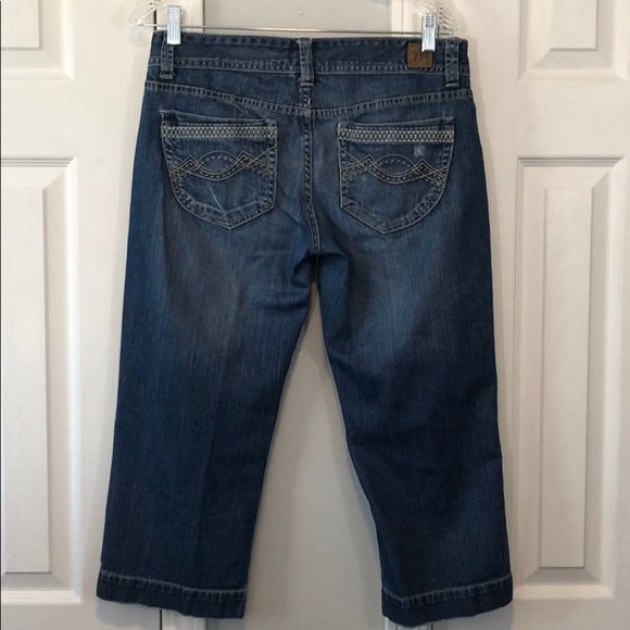 5/6 // Madison Denim Co. Capri Jeans - Picture 1 of 8
